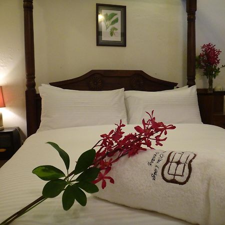 Betel Nut Lodge (Adults Only) George Town Extérieur photo