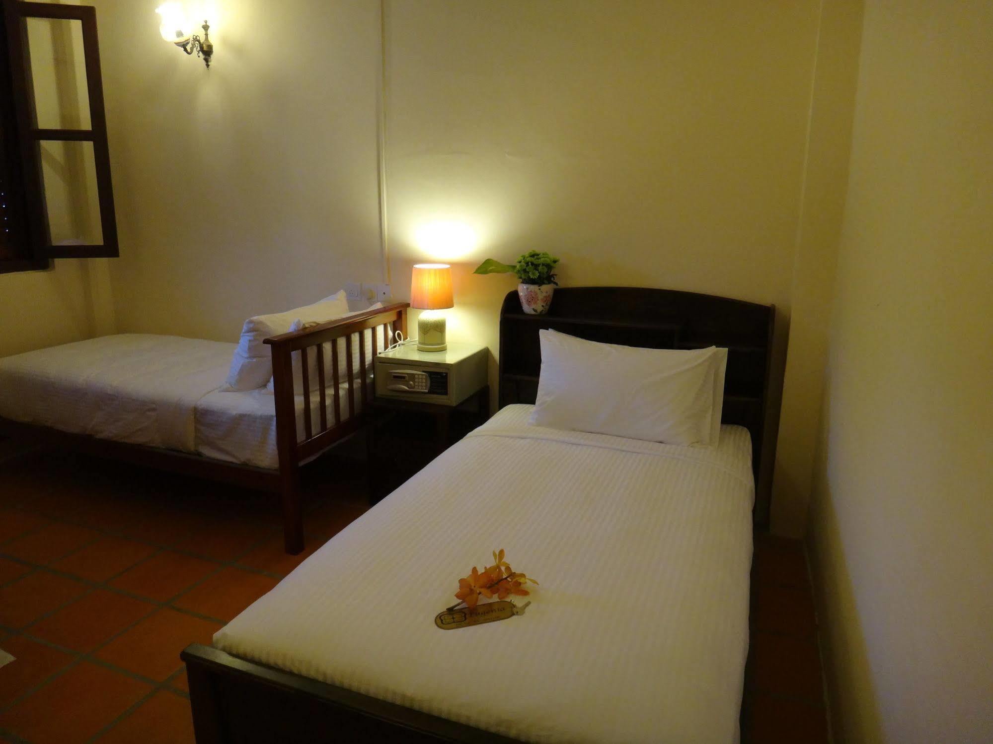 Betel Nut Lodge (Adults Only) George Town Extérieur photo